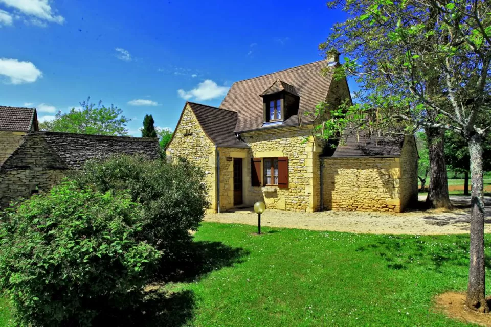 Combas Village de Gîtes- Francine