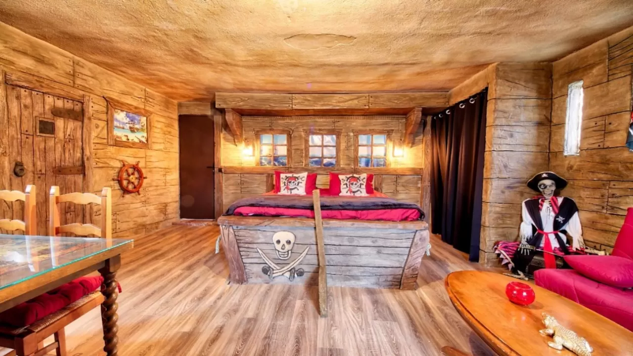  Gîte Pirate Mas Le Colombier
