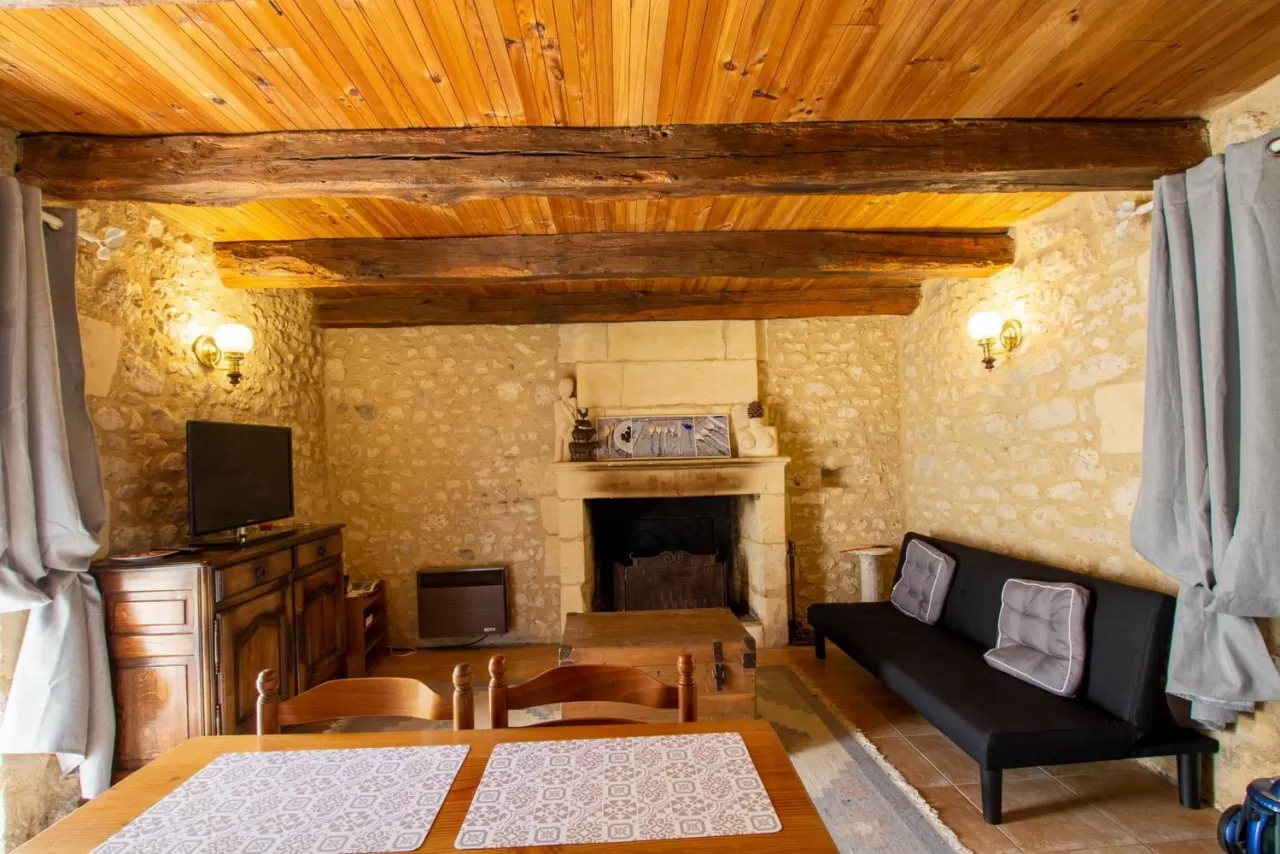  Domaine Eynardou- Gîte Authentique