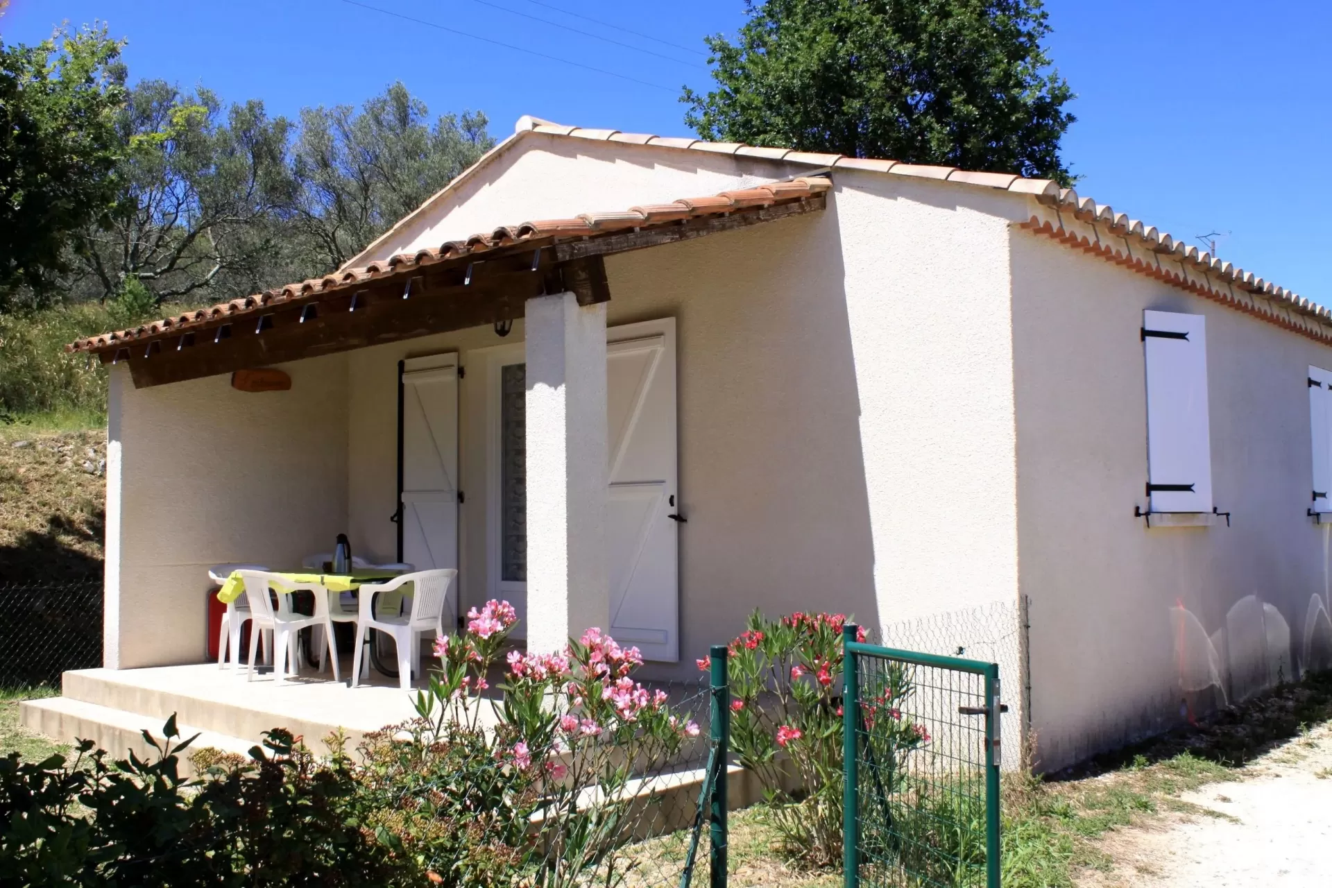Village de gîtes La Fontinelle- L'Arbousier