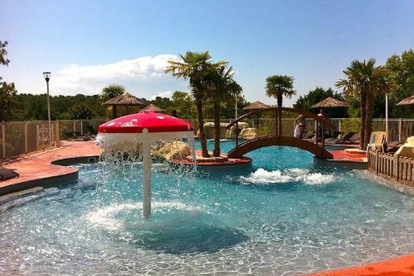 Y A-T-IL UNE PISCINE POUR ENFANTS ?
